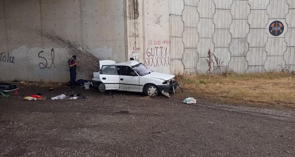 Bursa’da feci kaza: 3 kişi öldü