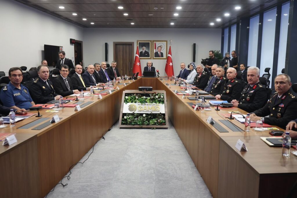 TBMM Başkanı Kurtulmuş ve 81 Valiyle Güvenlik Zirvesi: Terörsüz Türkiye Vurgusu